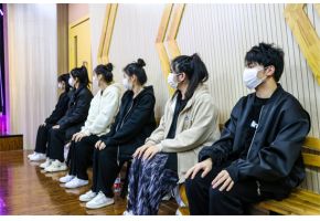 美女被爆操视频网站"北音附中高三表演专业阶段性考试"